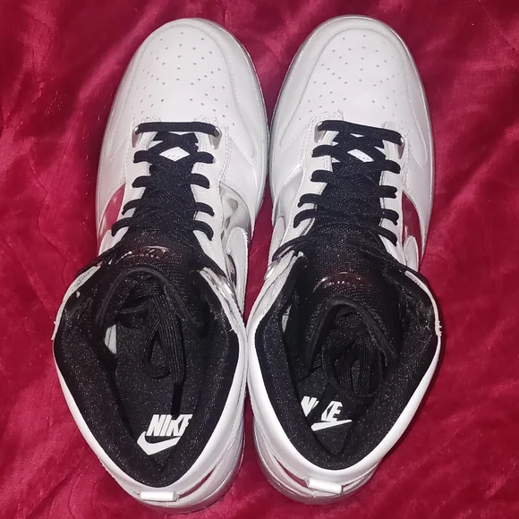 Nike Dunk High SE Streetwear/Lifestyle Shoes Size 9.5 Men/11 Women - Picture 7 of 10